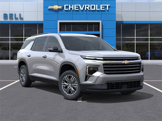 2025 Chevrolet Traverse photo 7