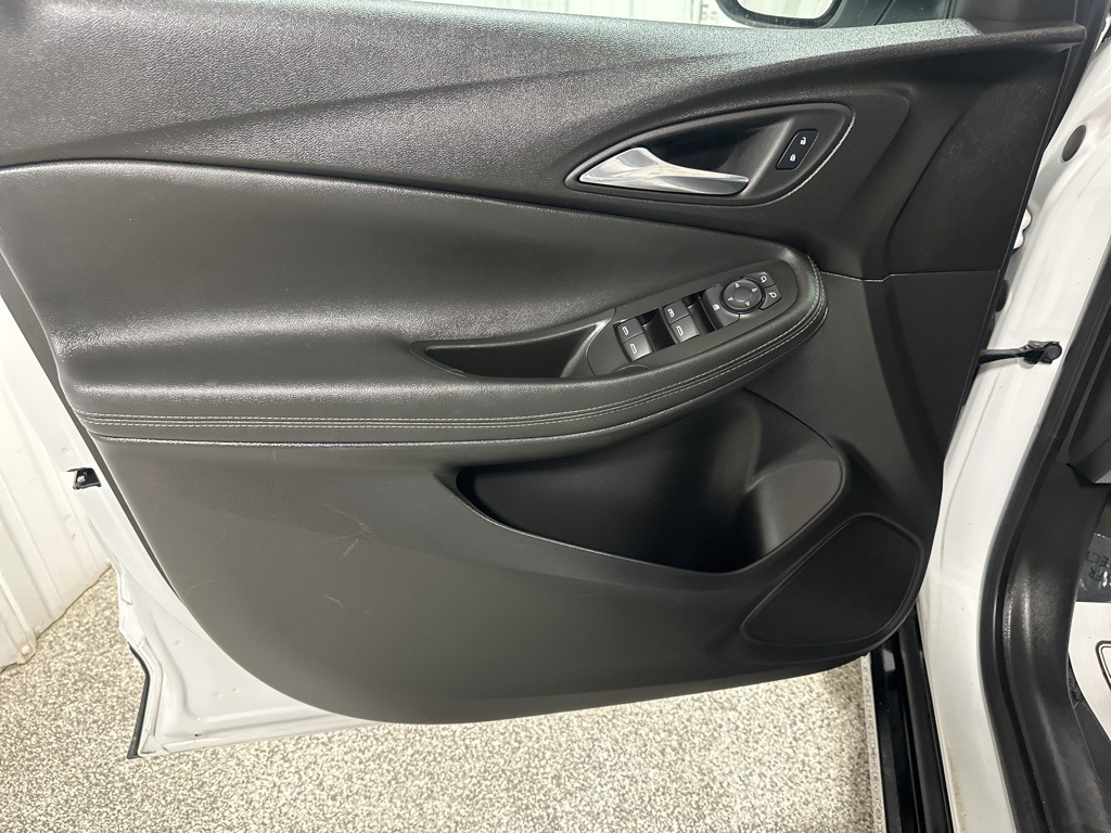 2024 Buick Encore GX Sport Touring photo 11