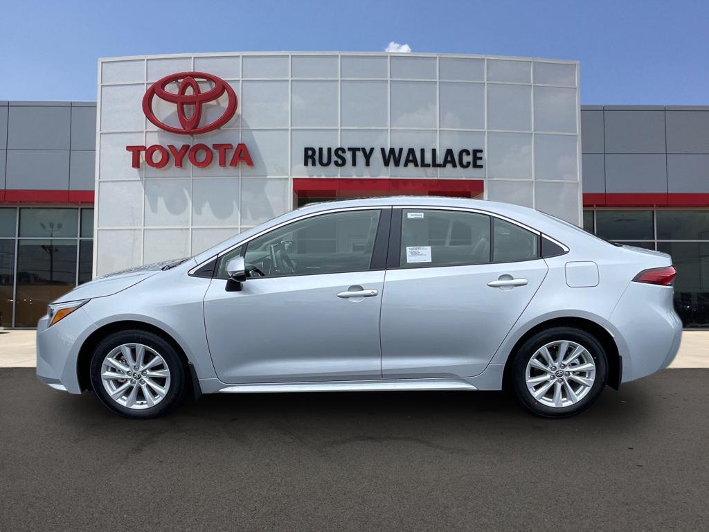 2026 Toyota Corolla XLE's photo