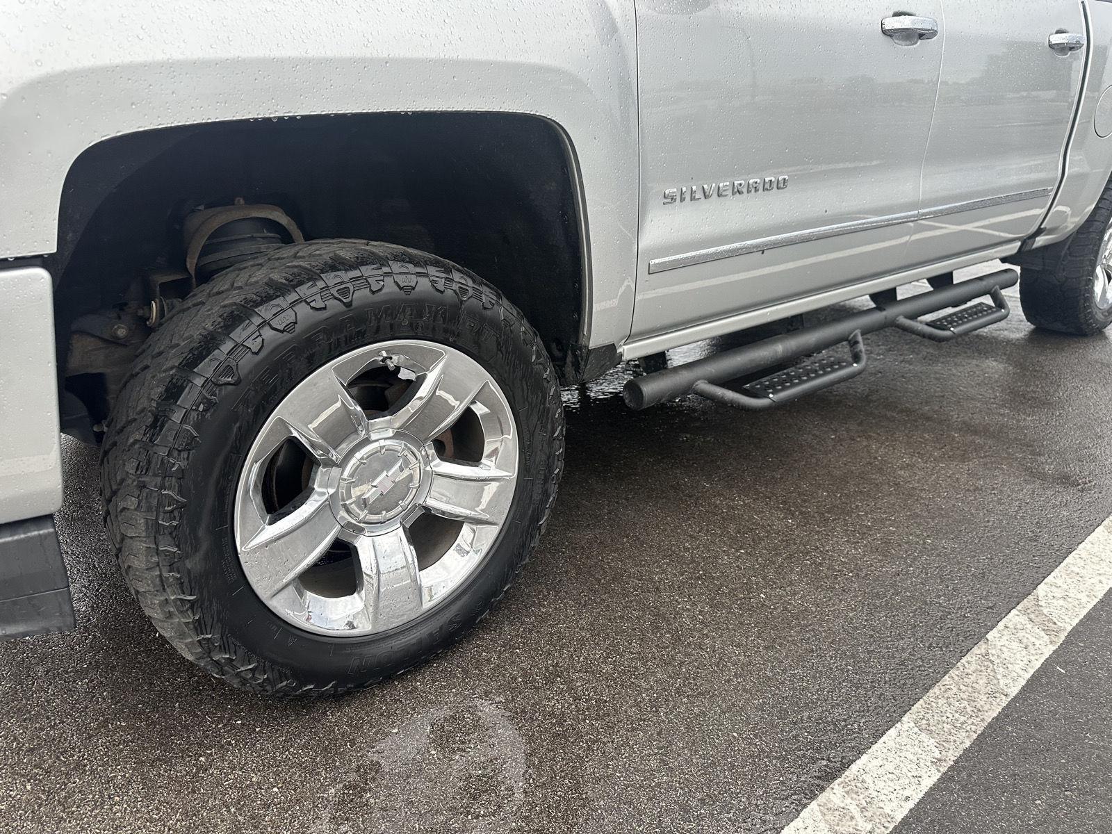 2018 Chevrolet Silverado 1500 LTZ photo 7
