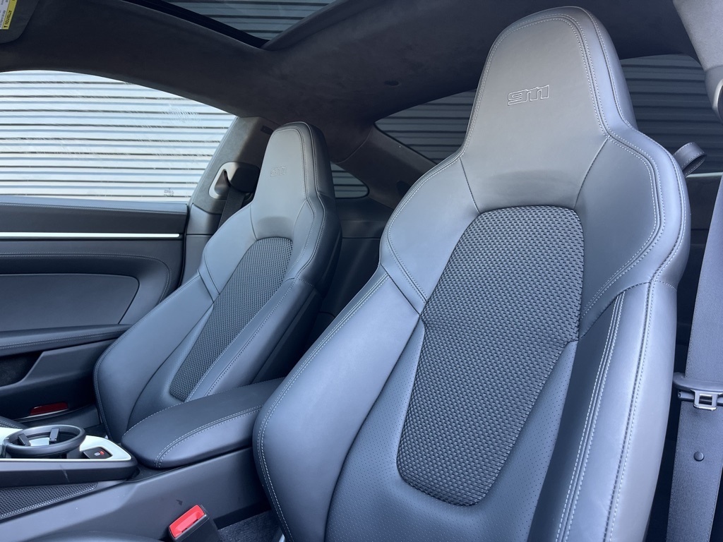 2024 Porsche 911 T photo 5
