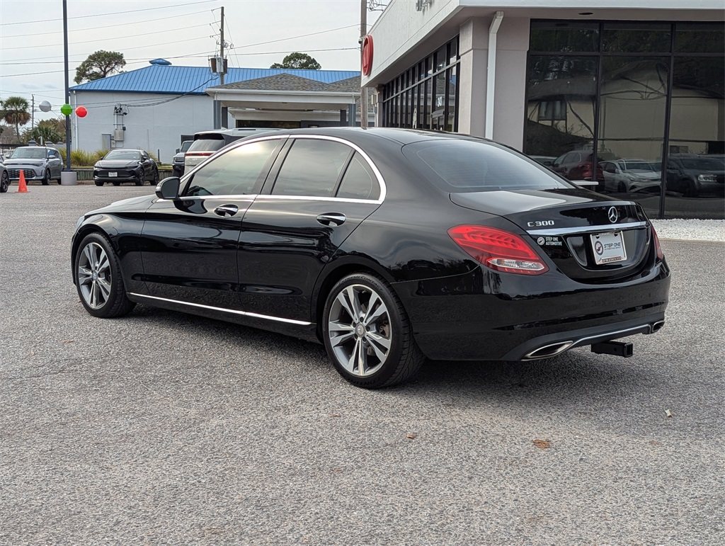 2015 Mercedes Benz C 300 photo 3