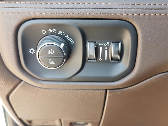 2025 Ram 2500 Limited Longhorn photo 26