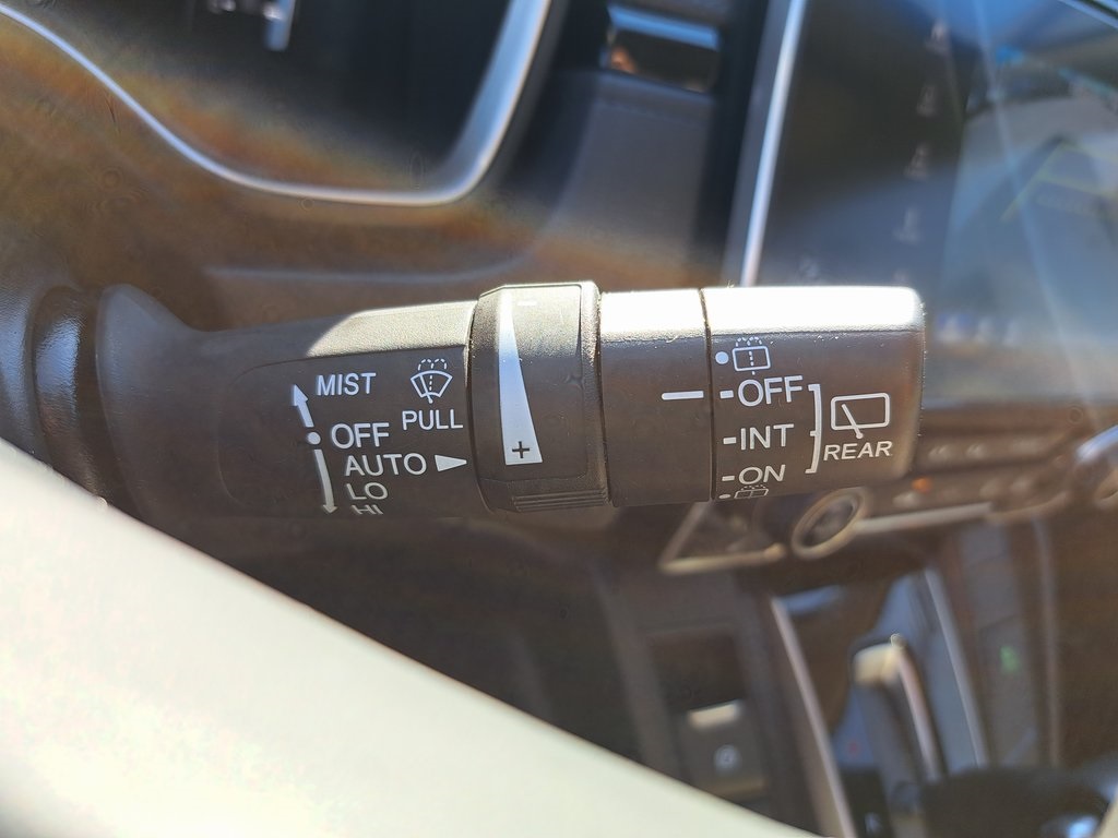 2019 Honda CR-V Touring photo 21