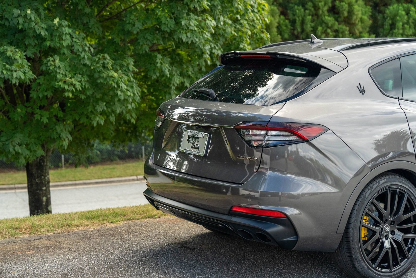 2022 Maserati Levante Modena photo 11