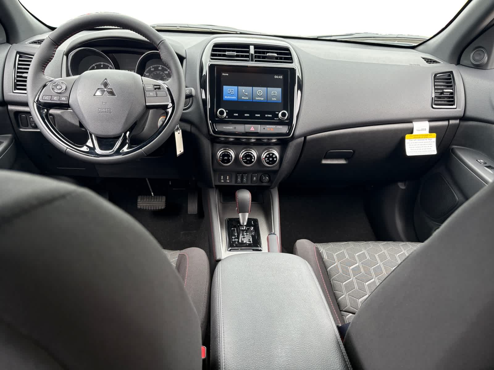 2025 Mitsubishi Outlander Sport ES SE LE photo 4