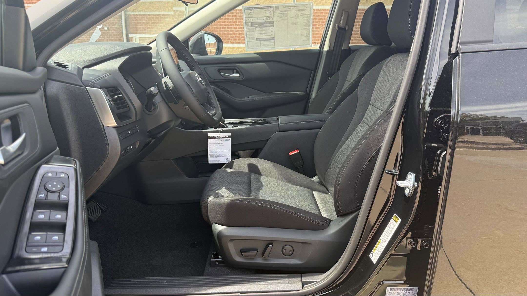 2026 Nissan Rogue SV photo 3