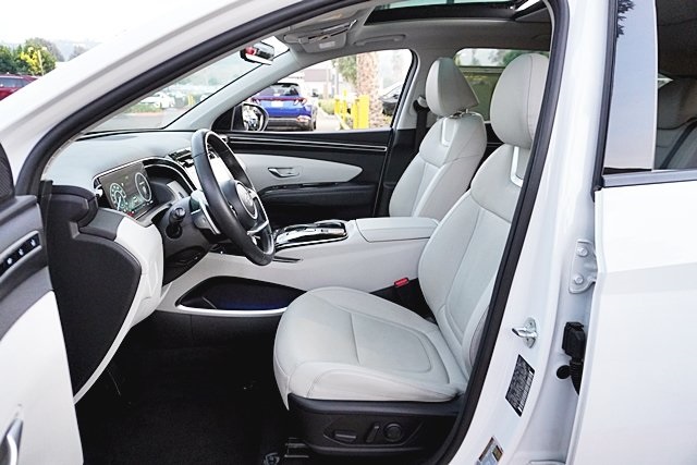 Used 2022 White Hyundai Limited image 14