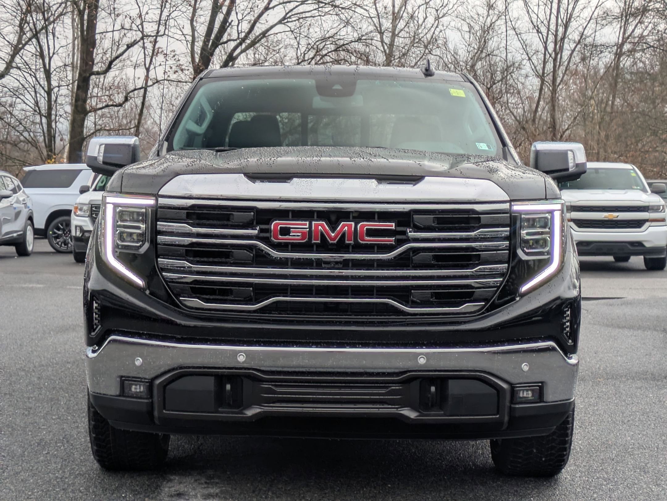 2026 Gmc Sierra 1500 SLT photo 2