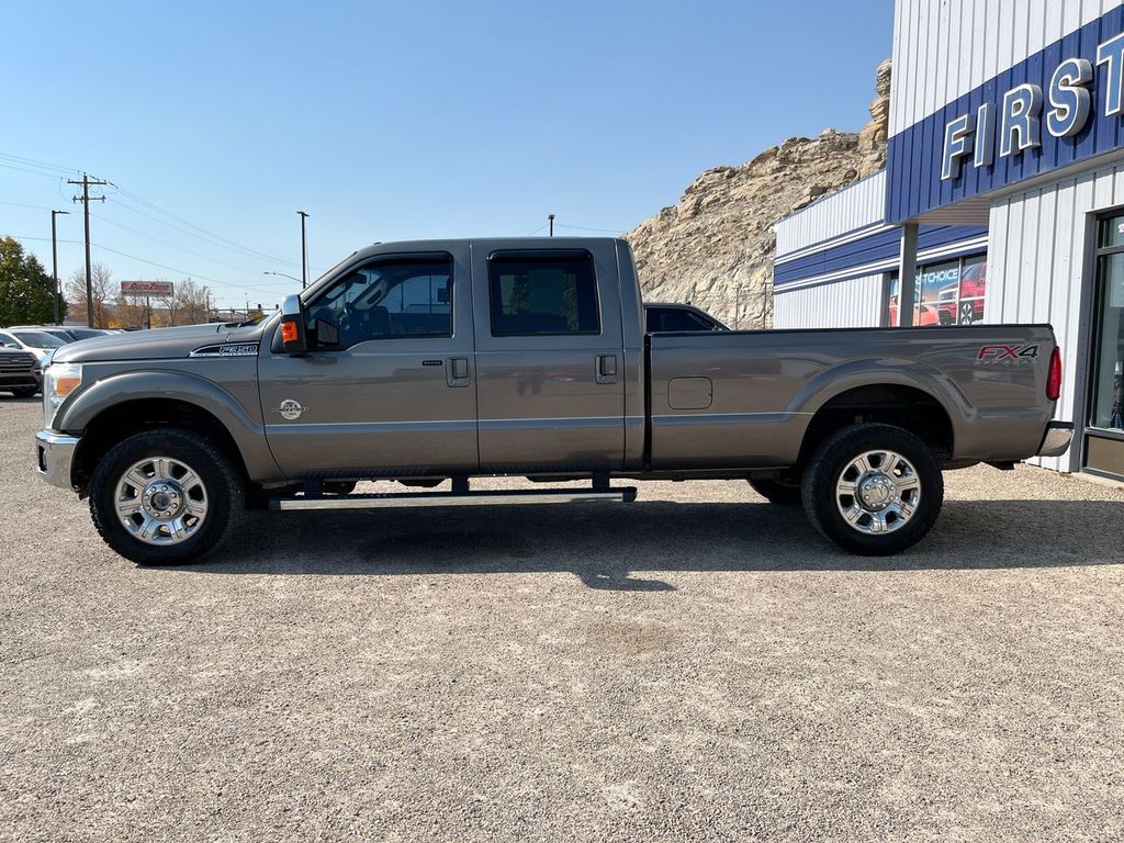 2012 Ford F-350 Lariat photo 3
