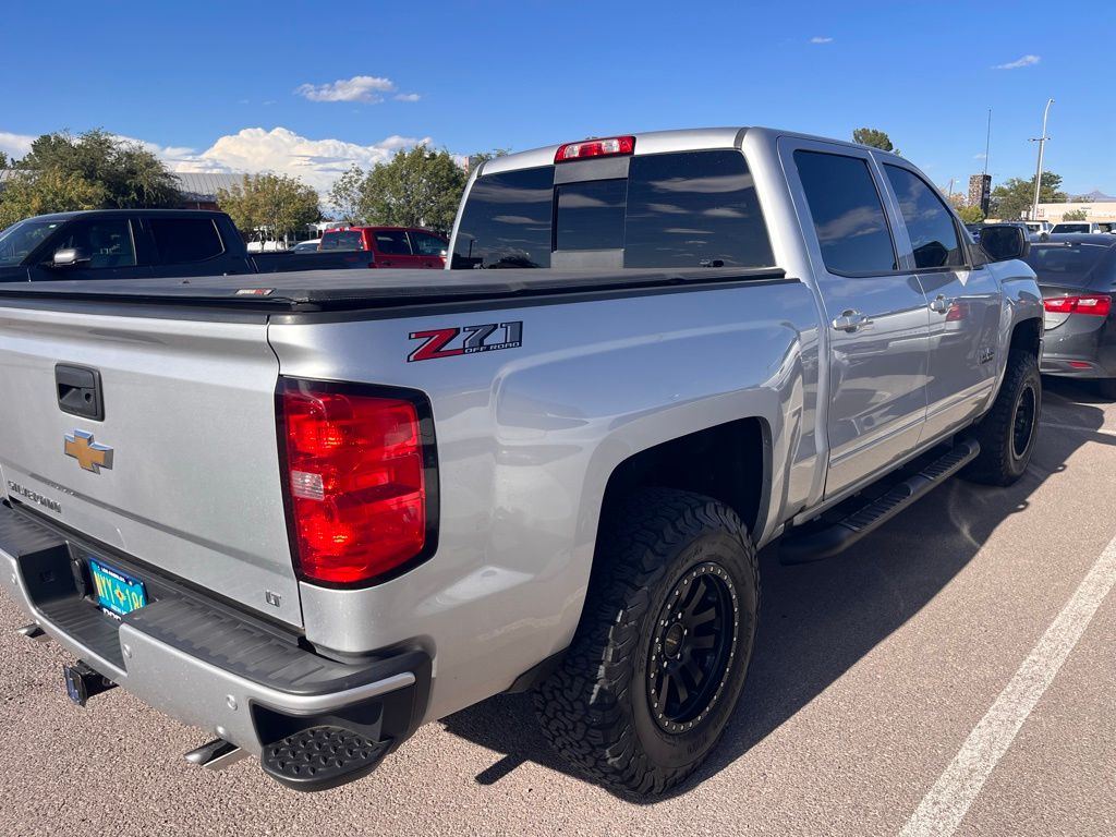 2018 Chevrolet Silverado 1500 LT photo 6
