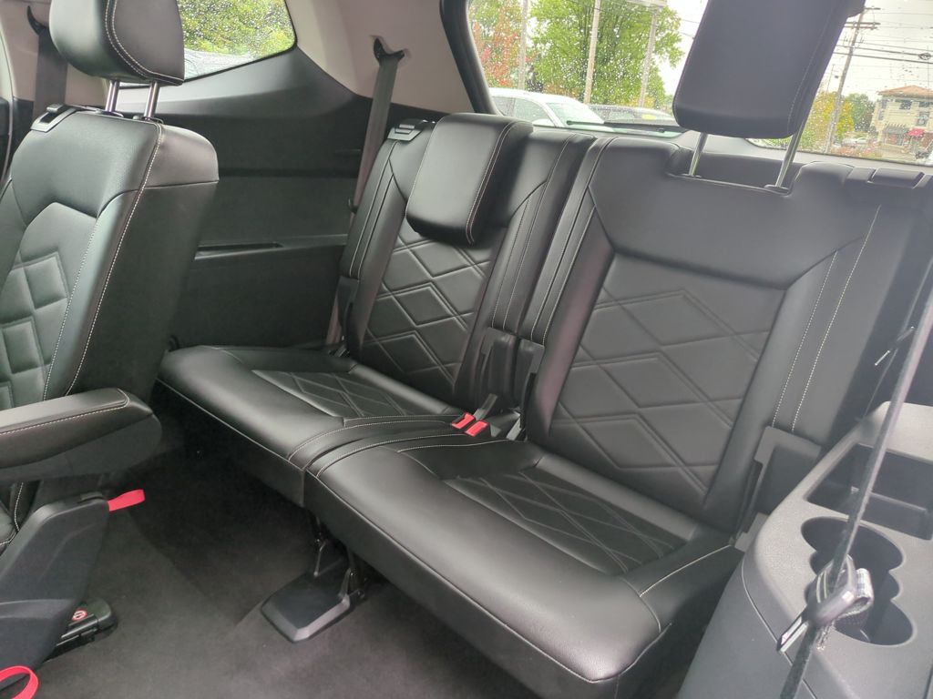 2024 Volkswagen Atlas SE Technology photo 23