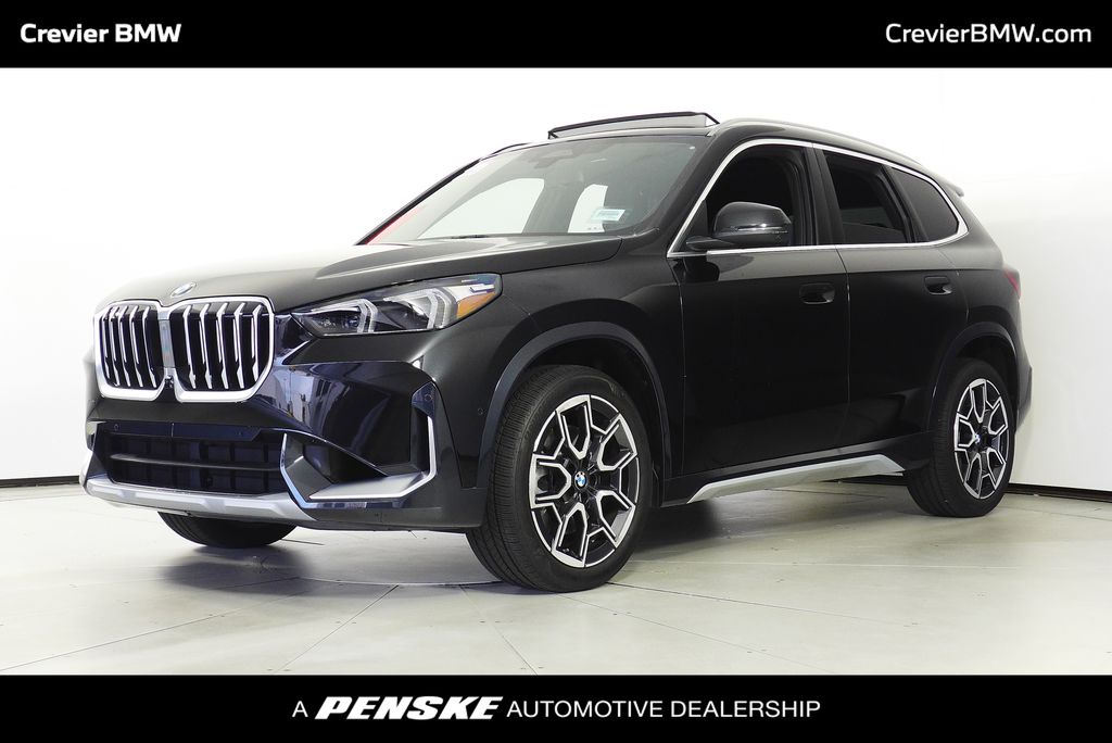 2025 BMW X1 28i's photo