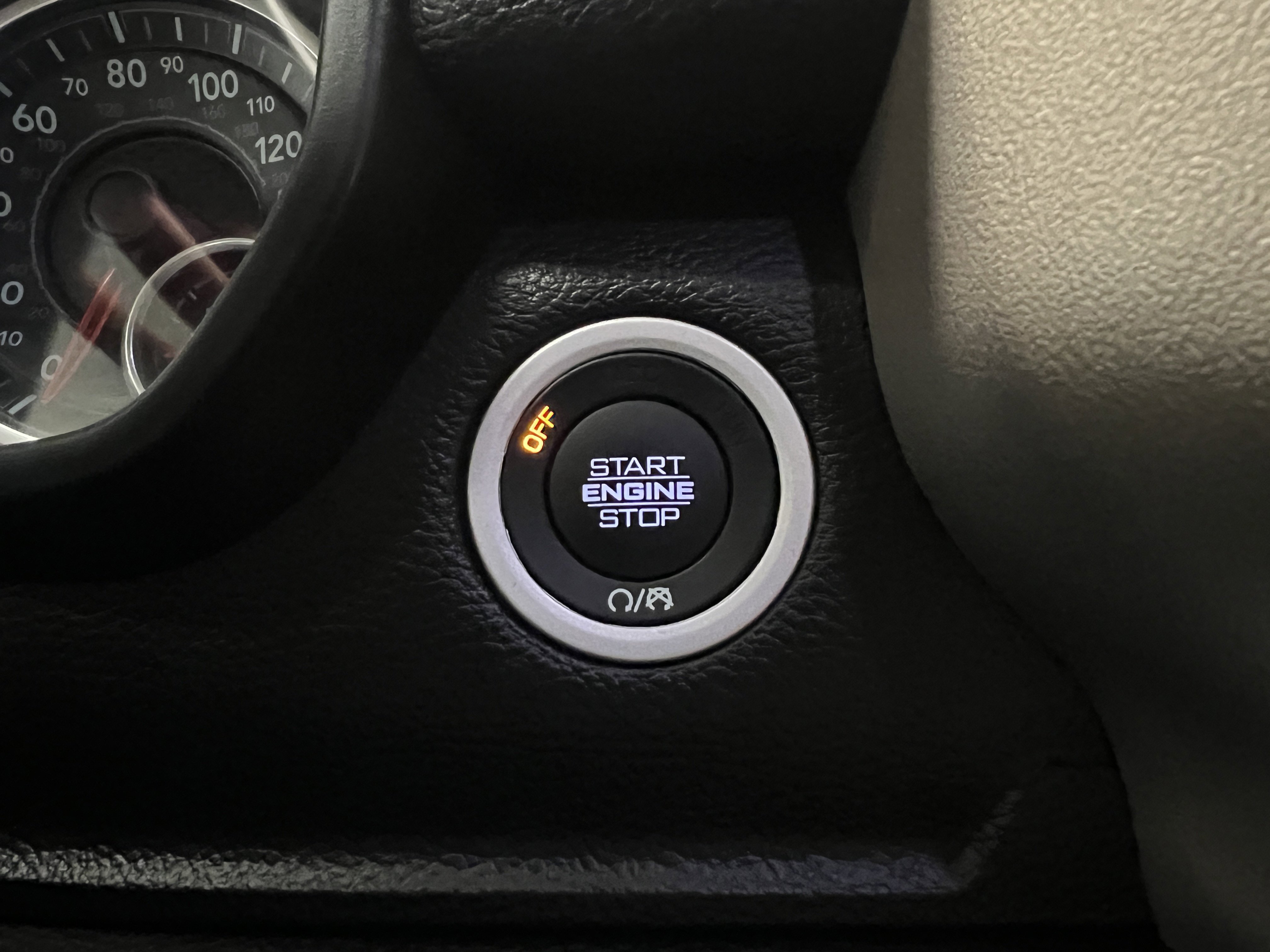 2021 Ram 1500 Laramie photo 12