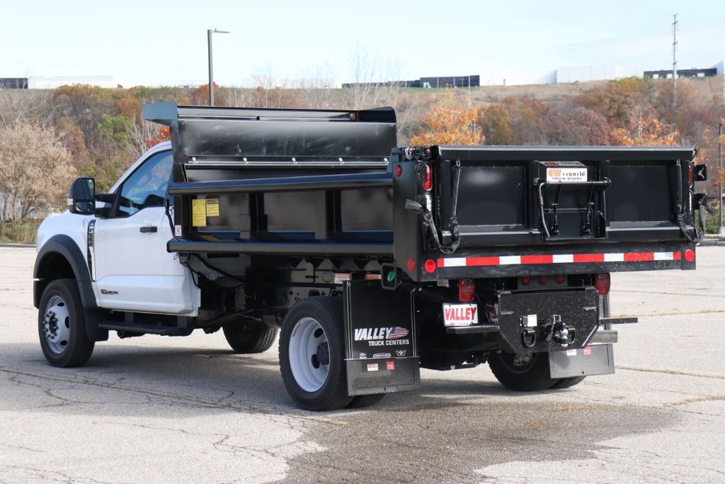 2025 Ford F-550 photo 3