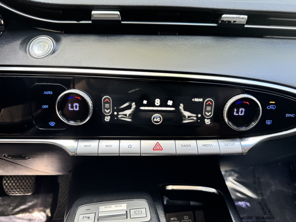 2022 Genesis GV70 Select Advanced 2.5T Sport Prestige photo 25