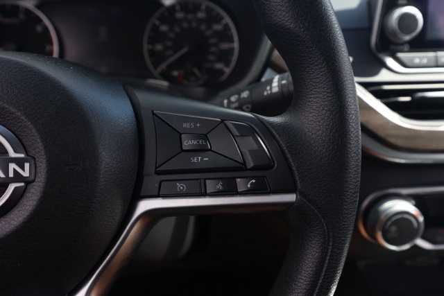 2023 Nissan Altima 2.5 SV photo 25