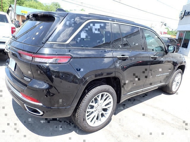 2022 Jeep Grand Cherokee Summit 4xe photo 5