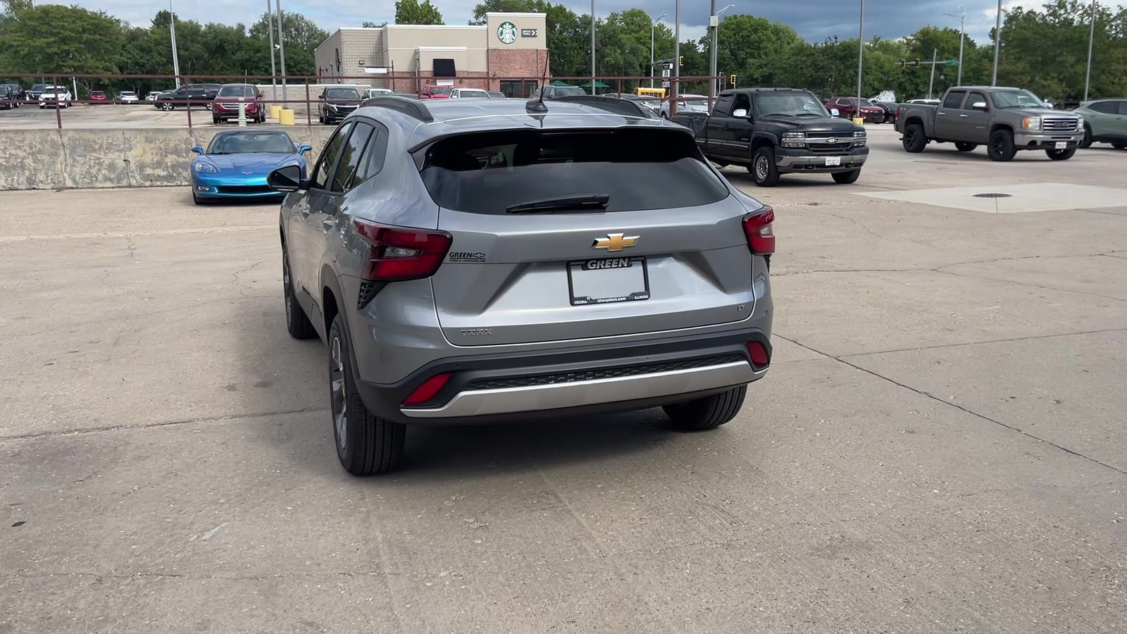 2025 Chevrolet Trax LT photo 7