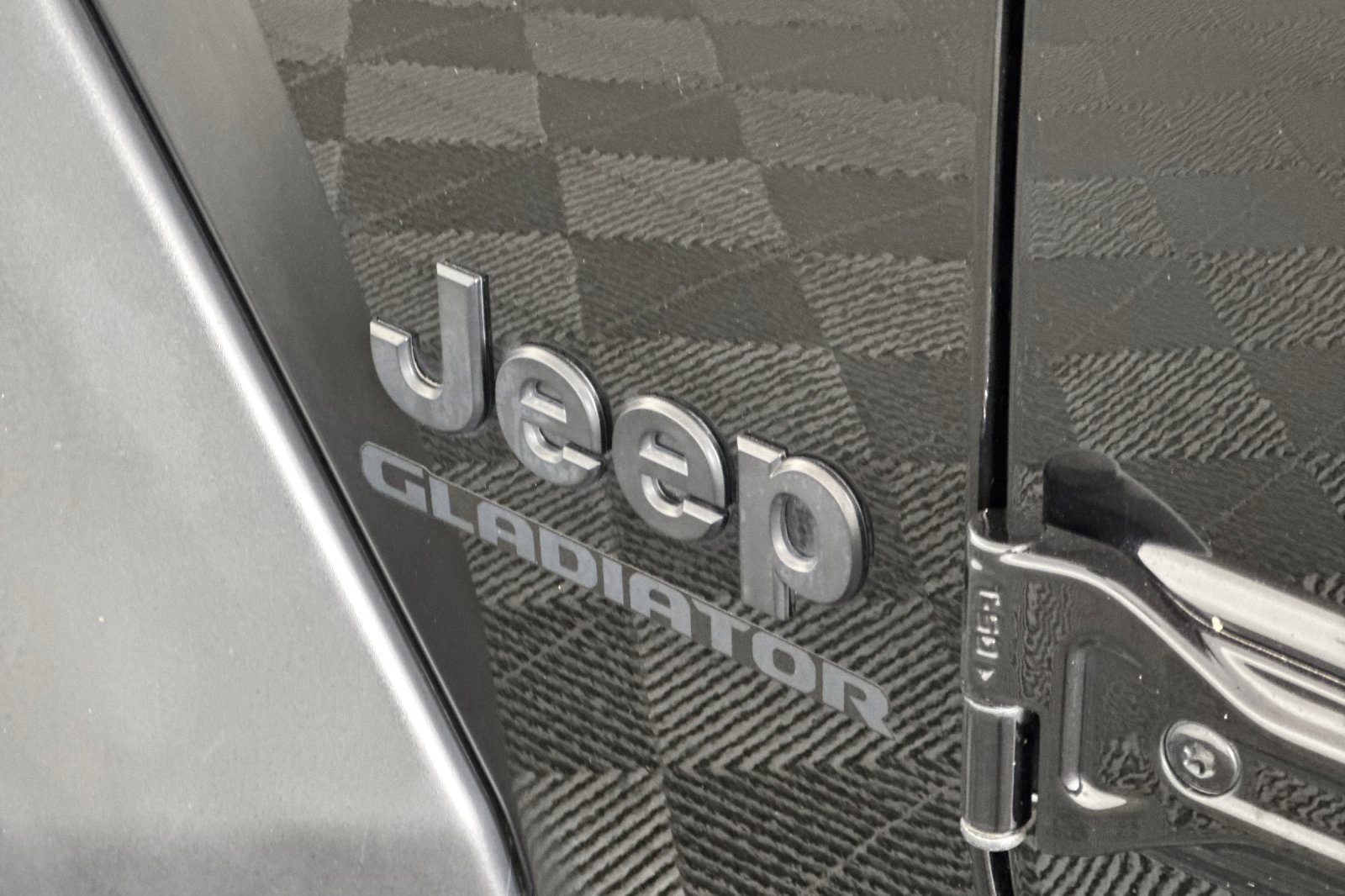 2020 Jeep Gladiator Sport photo 25