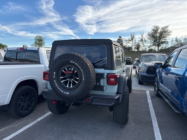 2024 Jeep Wrangler Rubicon photo 2