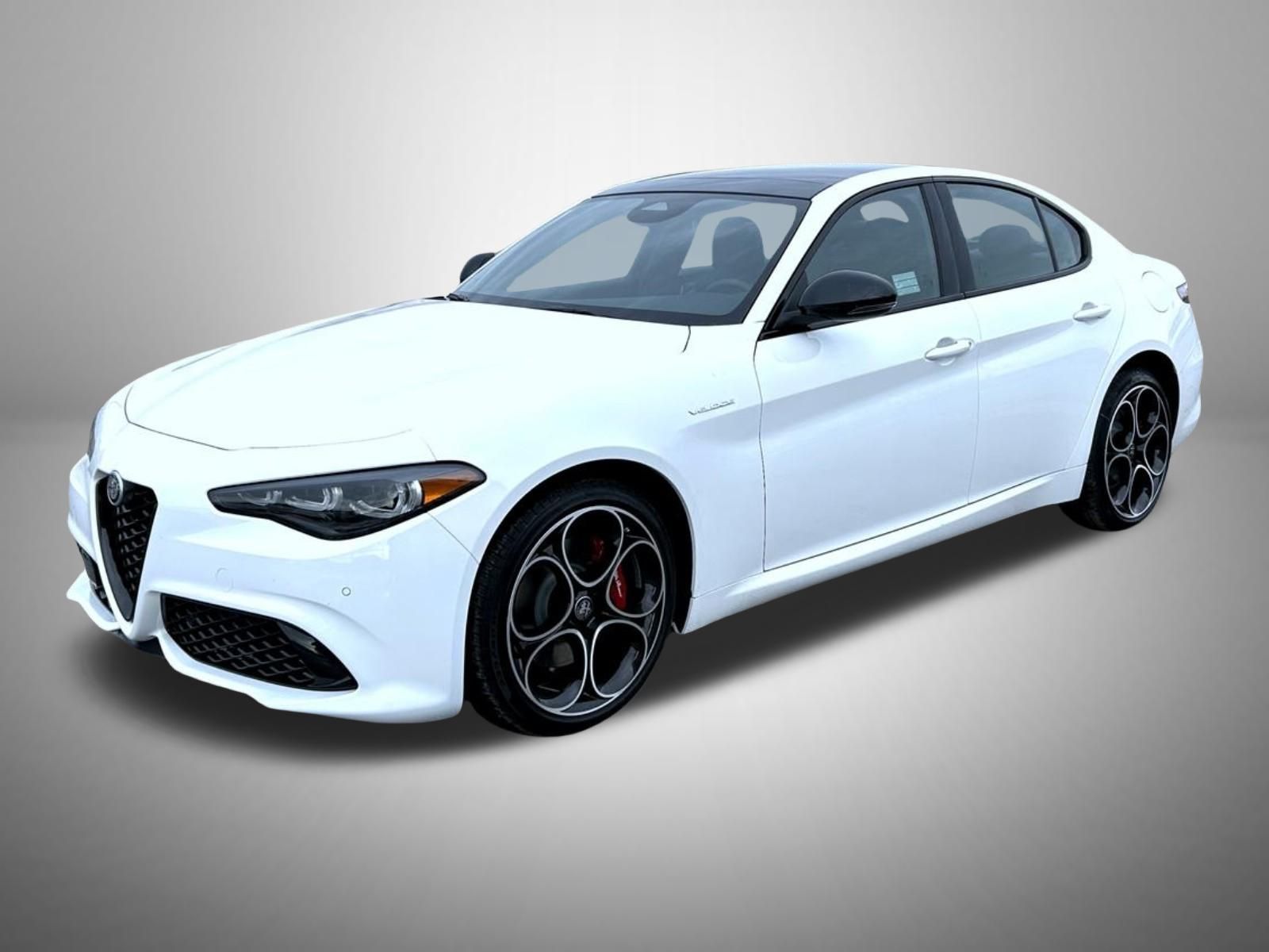 2025 Alfa Romeo Giulia Base's photo