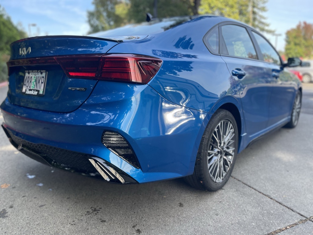 2022 Kia Forte GT-Line photo 4