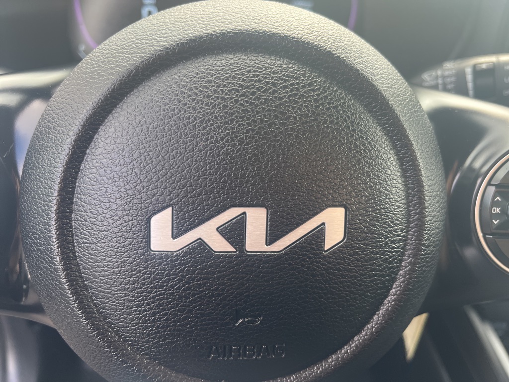 2023 Kia Soul LX photo 9