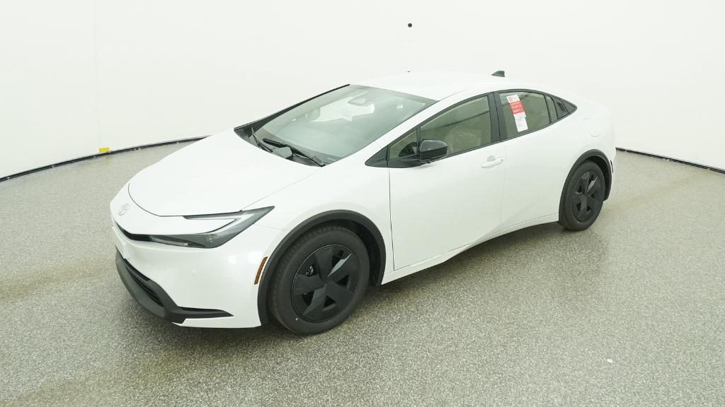 2026 Toyota Prius LE's photo