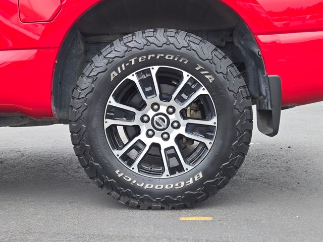 2021 Nissan Titan SV photo 14