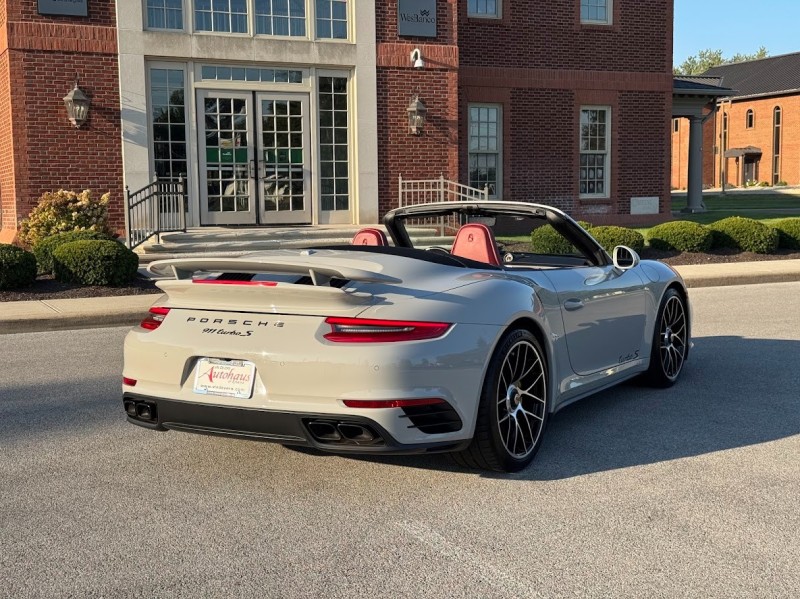 2019 Porsche 911 Turbo photo 13