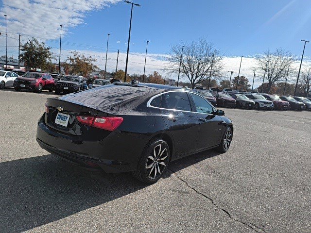 2018 Chevrolet Malibu 1LT photo 4