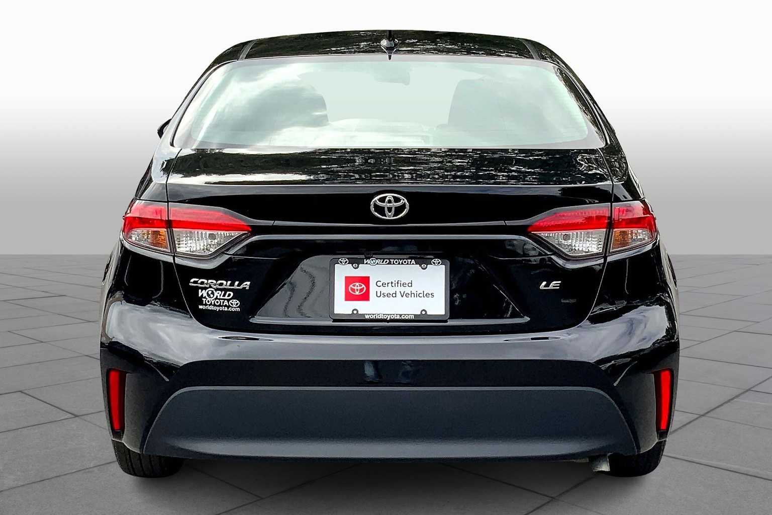 2024 Toyota Corolla LE photo 4