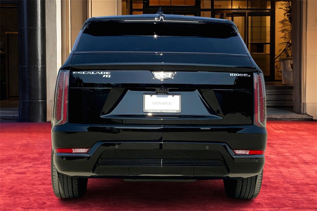 2026 Cadillac Escalade IQ Sport photo 5