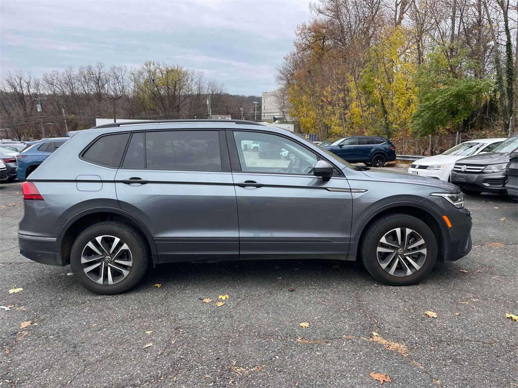2022 Volkswagen Tiguan S photo 4