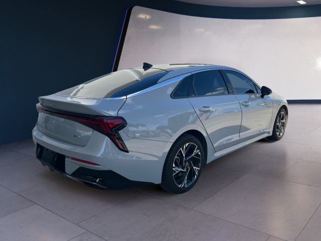 2025 Kia K5 GT-Line photo 5