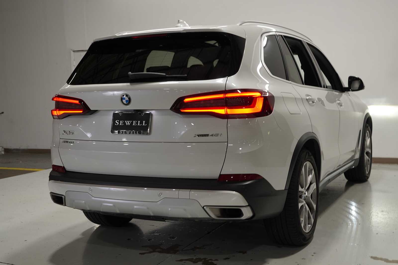 2023 Bmw X5 xDrive40i photo 2