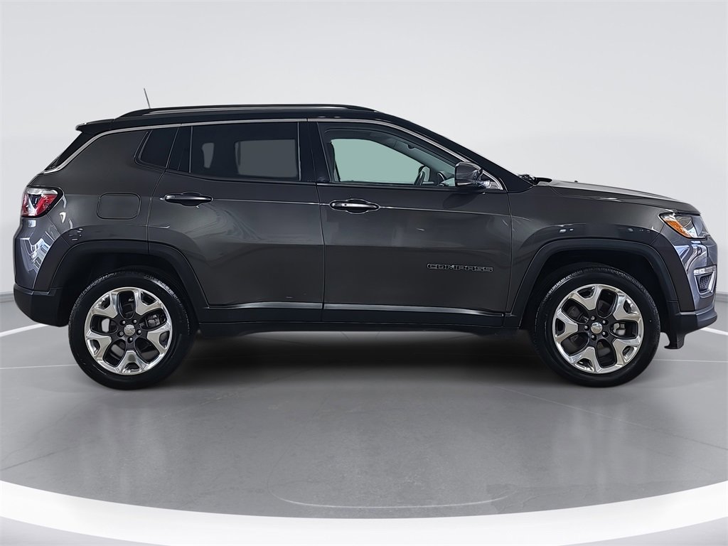 2018 Jeep Compass Limited photo 2