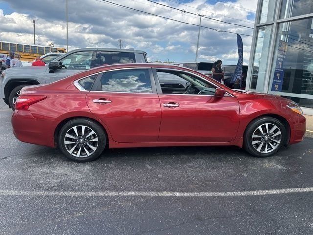 2016 Nissan Altima 2.5 SV photo 23