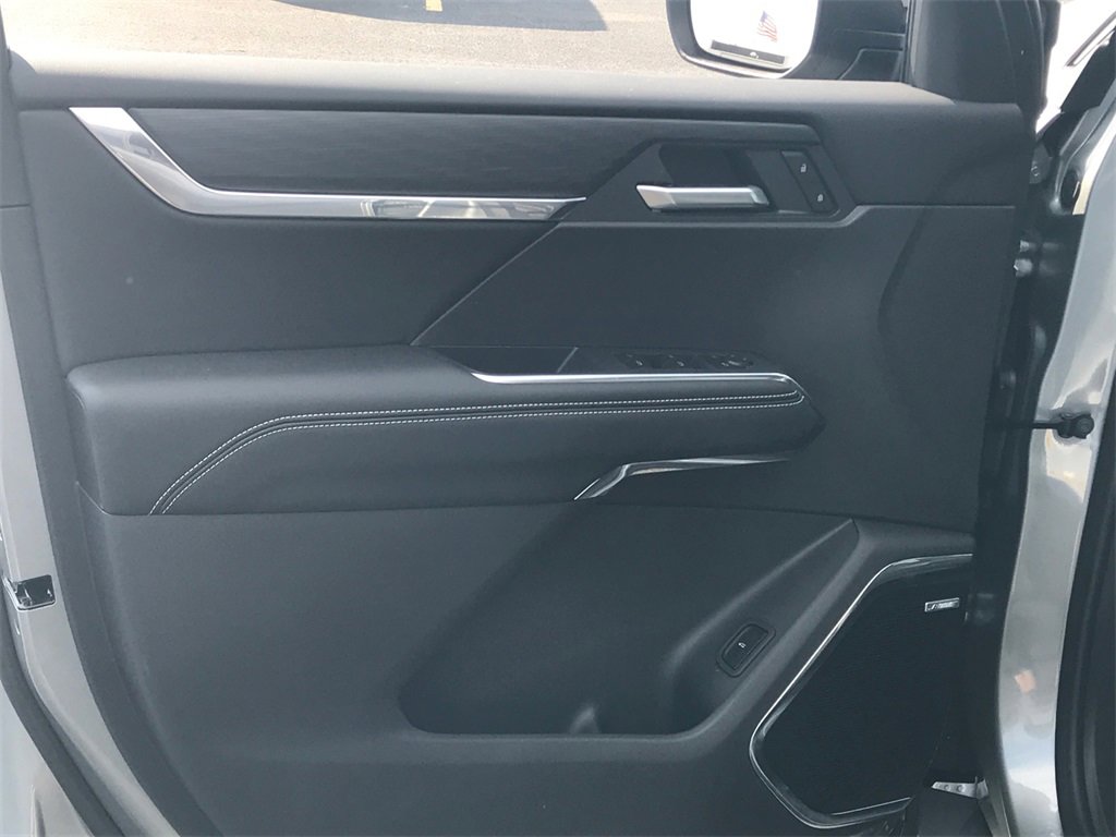 2026 Gmc Acadia Elevation Black Edition photo 9
