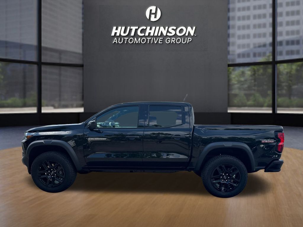 2025 Chevrolet Colorado Trail Boss photo 5