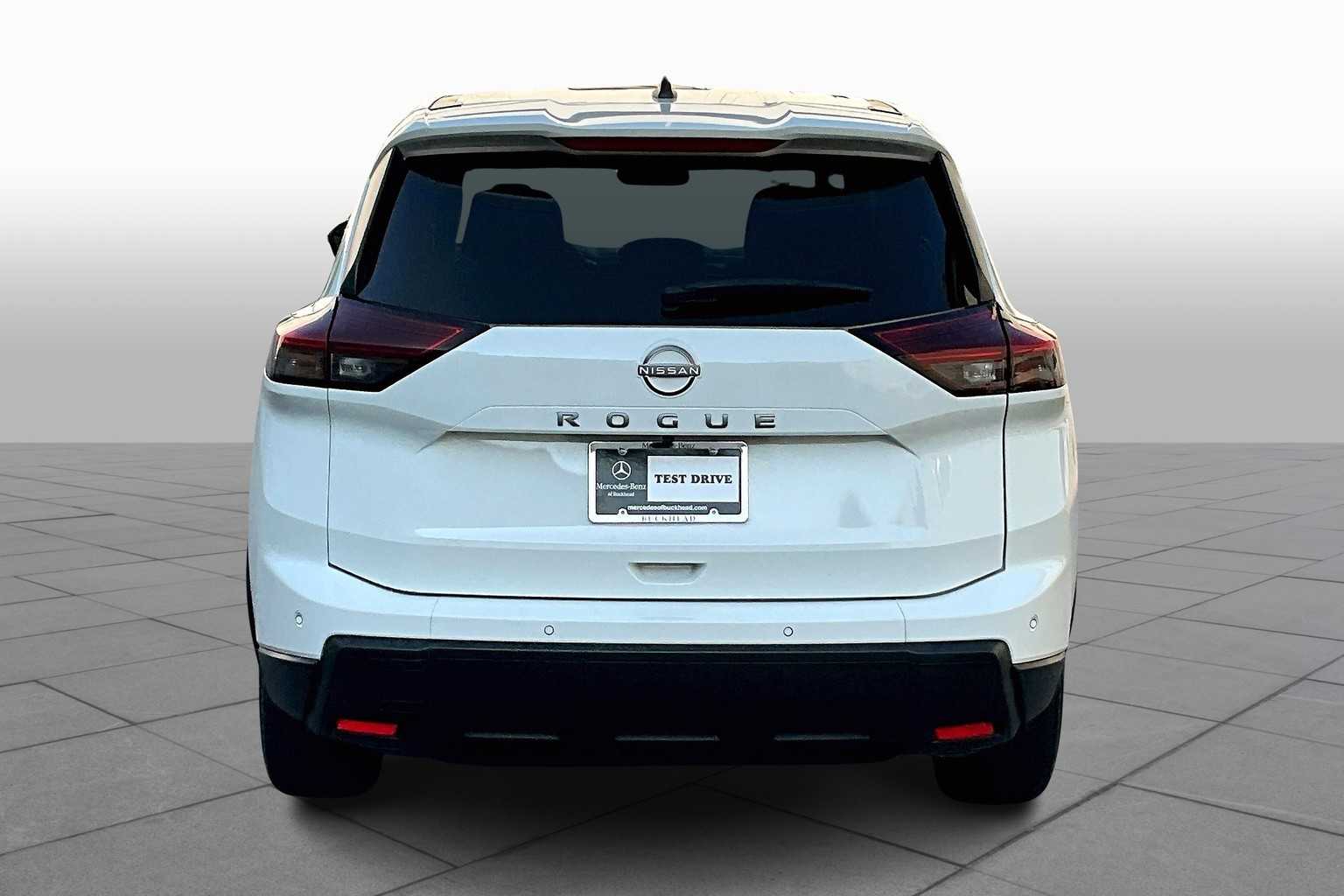 2024 Nissan Rogue S photo 2