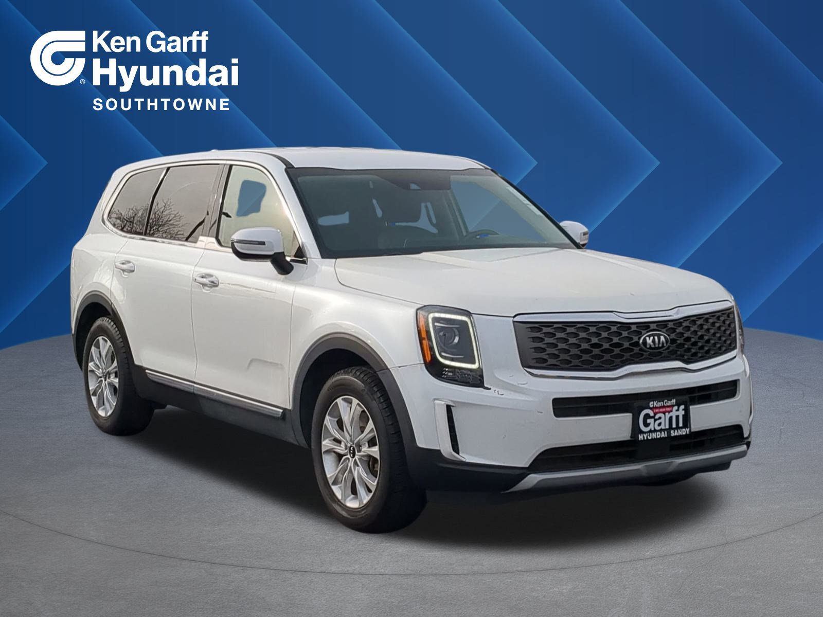 2020 Kia Telluride LX's photo