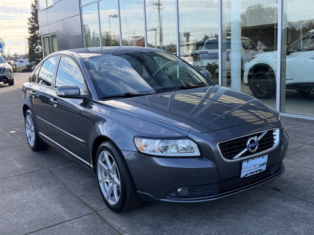 2011 Volvo S40 T5 photo 2