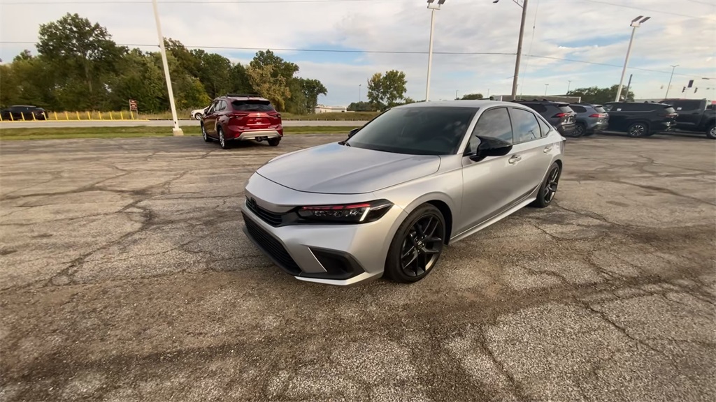 2023 Honda Civic Sport photo 4