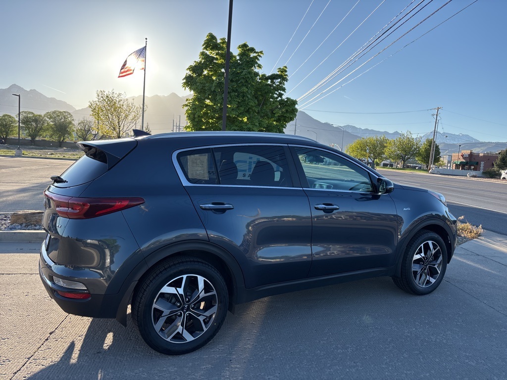 2020 Kia Sportage EX photo 4
