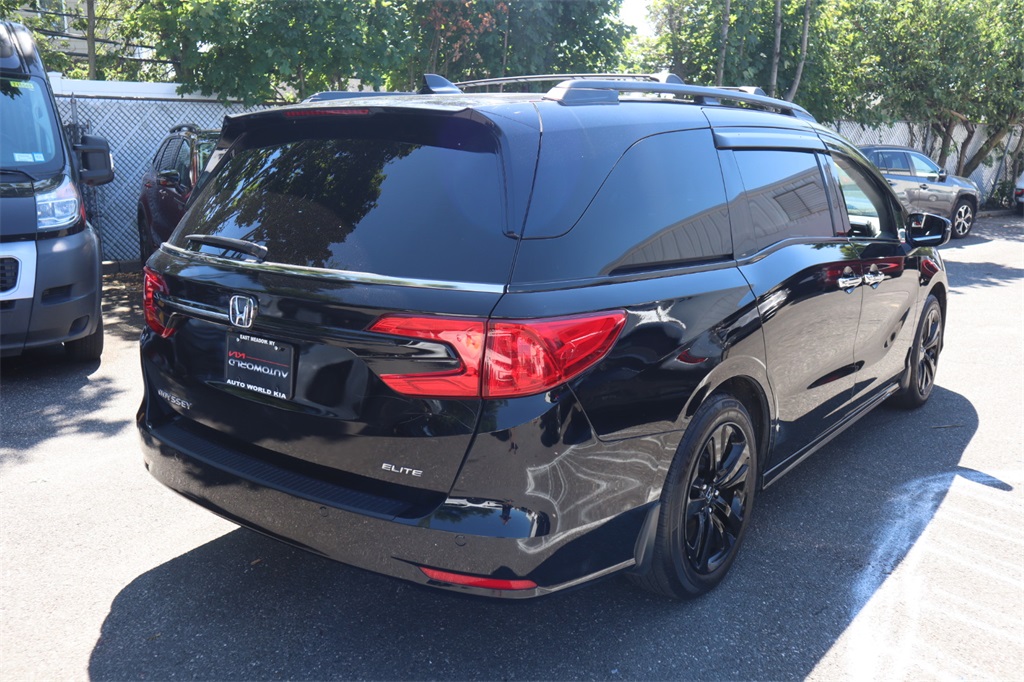 2024 Honda Odyssey Elite photo 4