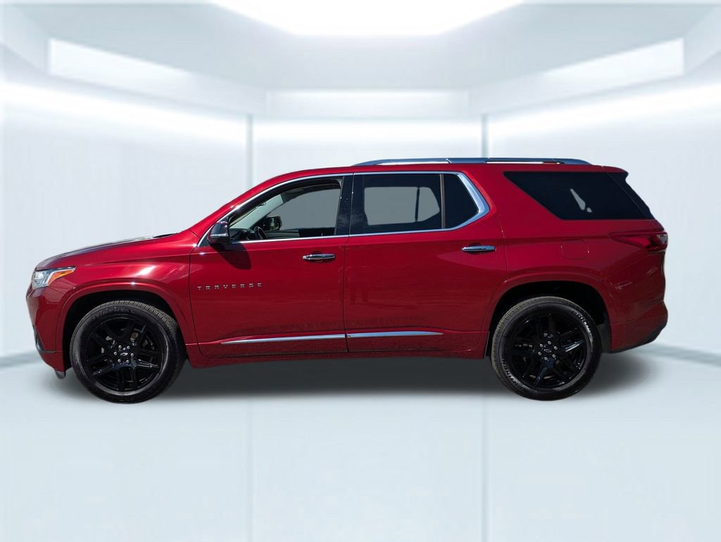 2020 Chevrolet Traverse Premier photo 2