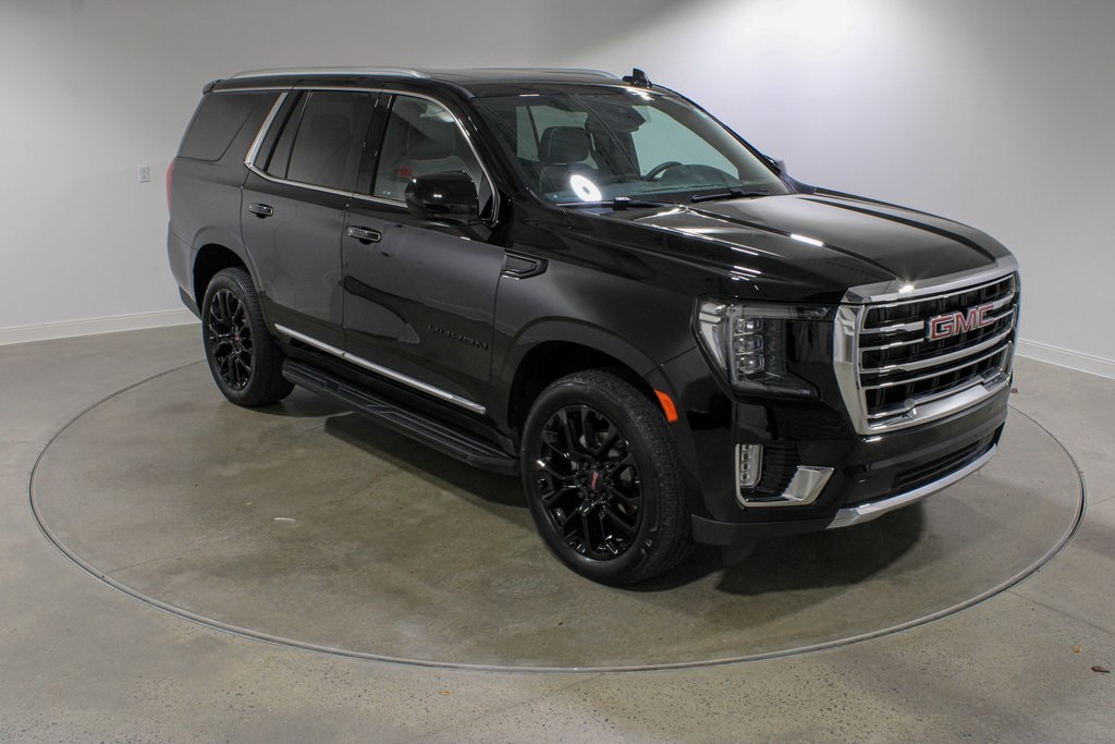 2023 Gmc Yukon SLT photo 2