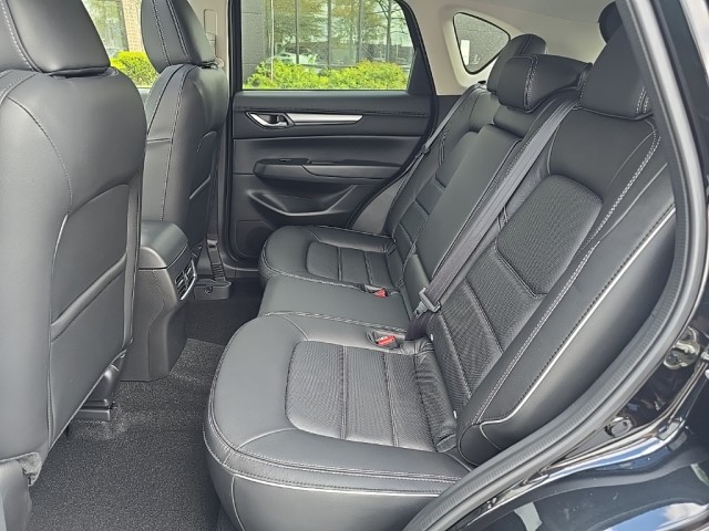 2025 Mazda CX-5 2.5 S Preferred photo 6